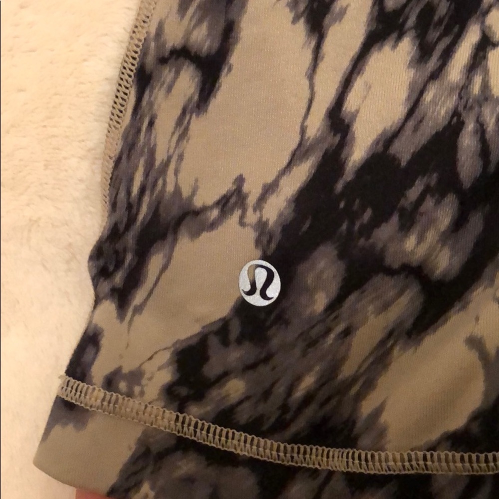 Lululemon Tanktop - Picture 5 of 5